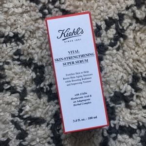 Kiehls Vital Skin Strengthening Super Serum